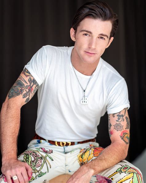 picture of drake bell